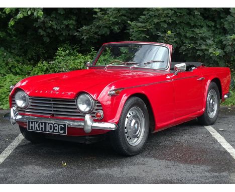 - Supplied new to the USA and converted to right-hand drive upon its repatriation
- Black upholstery piped in White, wood ven