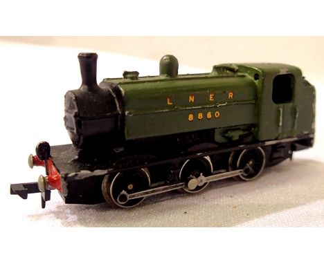 N Gauge kit built 0.6.0. tank, 8860, LNER Green, in fair to good condition. P&amp;P Group 1 (£14+VAT for the first lot and £1