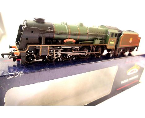 Bachmann Queens Westminster Rifleman 46162, Green, Early Emblem, Mainline tender missing coupling, in very good to excellent 