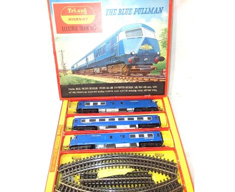 Hornby Blue Pullman train set, in very good to excellent condition, box good. P&amp;P Group 2 (£18+VAT for the first lot and 