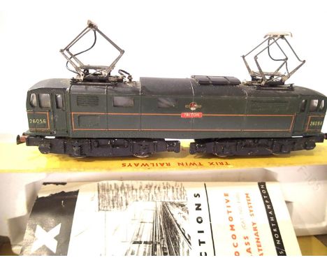 Trix EMI Twin Pantograph Electric loco, Green, Late Crest, Triton, 36056, in very good condition with instructions, box fair.