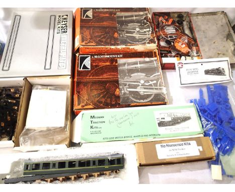 Selection of white metal and plastic etc OO scale kits, Jubilee, Mogul, Deltic, Mail bus etc, may have parts missing - unchec