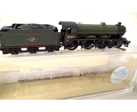 Dapol N Gauge Class 17, 61647, Helmingham Hall, BR Green, Late Crest, in excellent condition, valve gear requires attention. 