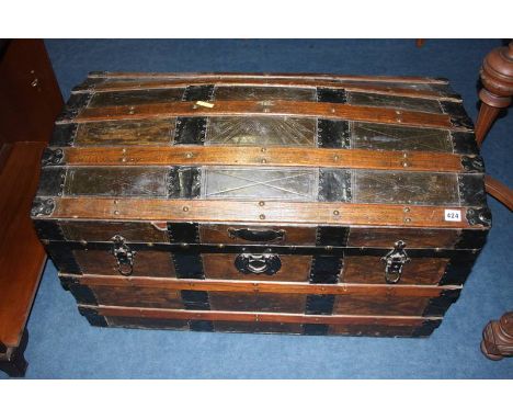 A dome top trunk