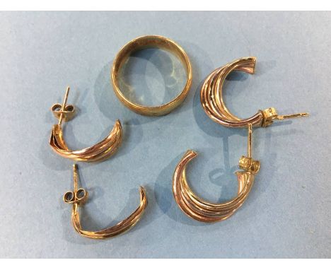 A 9ct gold dress ring, a silver seed pearl brooch and an eternity ring etc.