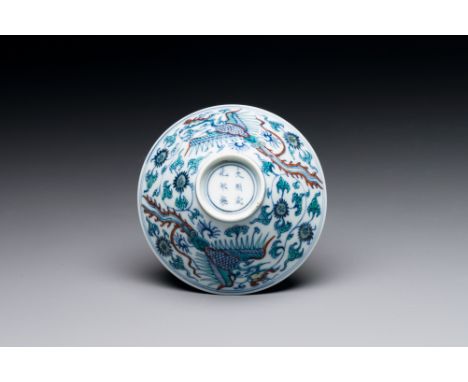 A Chinese doucai conical 'phoenixes' bowl, Chenghua mark, Kangxi/Yongzheng Dia.: 9,8 cm - H.: 4,3 cm  