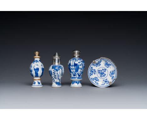 Four Chinese blue and white silver mounted porcelain, KangxiH.: 13 cm (the tallest)H.: 12 cm (the smallest)Dia.: 10 cm (the s