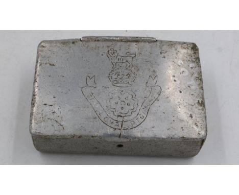 The Loyal Regiment WWI snuff box with hand-engraved regimental badge to the cover. UK P&amp;P Group 1 (£16+VAT for the first 