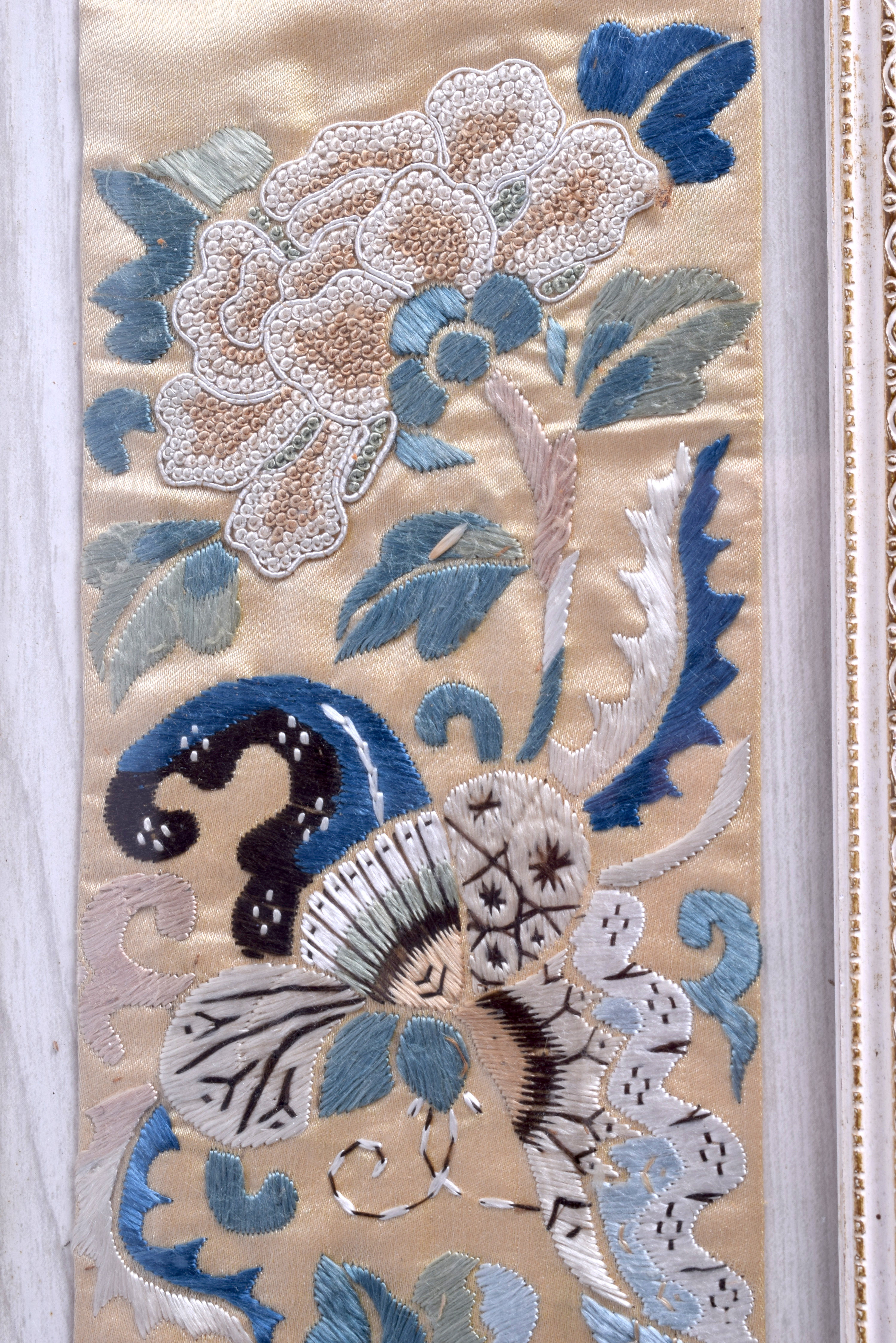 A PAIR OF EARLY 20TH CENTURY CHINESE SILKWORK SLEEVES. Silk 69 cm x 8 cm.