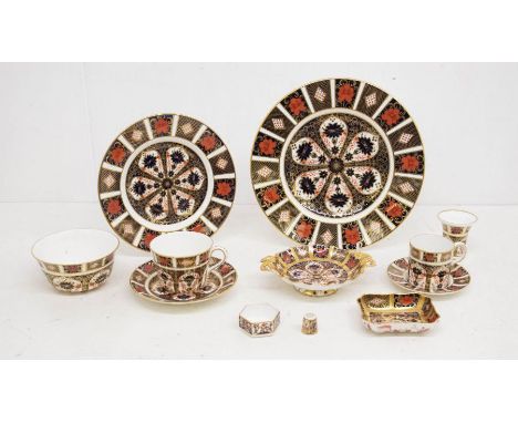 Royal Crown Derby Imari 1128 pattern items, including plates, cups and saucers, loving cup, trinket dishes, pen tray and lett