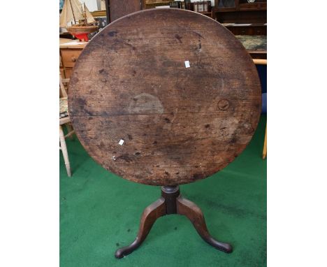 George III oak round tilt top table on tripod legs