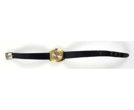 18ct. gold lady?s wristwatch with a circular dial, inscribed International Watch Co., with baton markers, enclosing a Swiss m