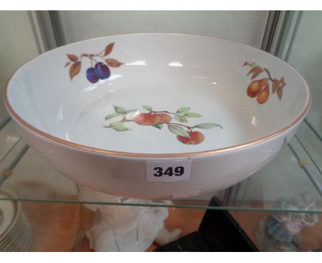 Large Royal Worcester Fruit decorated bowl