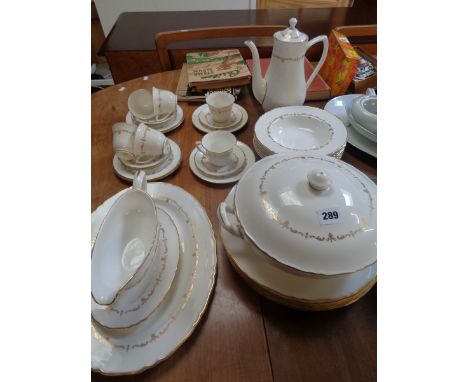 Royal Worcester Gold Chantilly dinner set