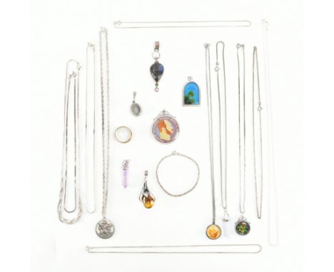 An assorted collection of silver jewellery. The lot to include; a flat link chain, purple stone obelisk pendant, foliate ambe