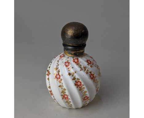 A Copeland Spode silver gilt topped porcelain scent bottle, London 1899, maker Sampson Mordan &amp; Co