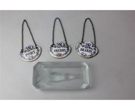Three Crown Staffordshire ceramic decanter labels for Port, Sherry and Brandy and a frosted glass trinket dish with lying nud