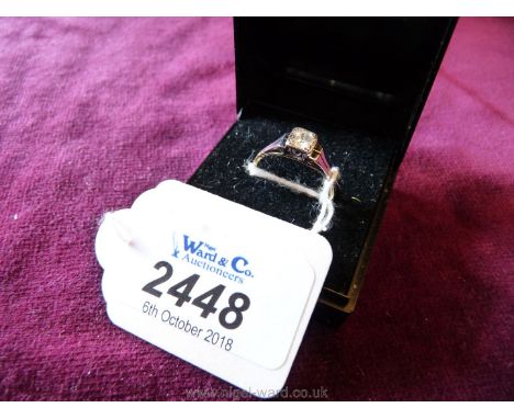 An 18ct platinum diamond vintage solitaire Ring