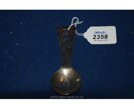 A handcrafted Silver caddy Spoon, London 1931, maker C.J.P & Co.