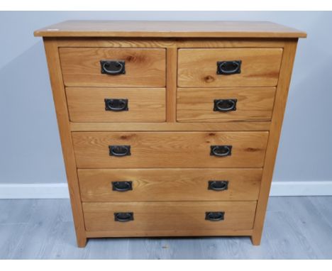 LIGHT OAK 7 DRAWER CHEST OF DRAWERS
