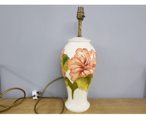 MOORCROFT HIBISCUS PATTERNED TABLE LAMP, 44CM