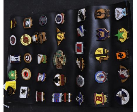 Speedway - An assortment of vintage enamel Speedway Racing badges. The collection to include Berwick, Kings Lynn, Halifax, Gl