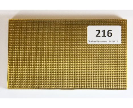 A vintage 9ct gold cigarette case with engine turned decoration, 143g approx., 13.5cm x 8cm x 0.8cm. Est. £1000 - 1500