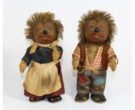 2 large Steiff Mecki hedgehog figures, H 18cm