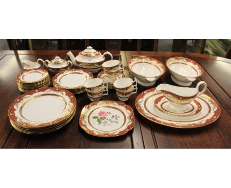 An extensive Spode "Balmoral" pattern dinner and tea service