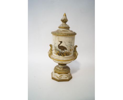 A Royal China Works Worcester pedestal vase and cover, painted with a crane and gilt detail, 31cm high, together with a Royal