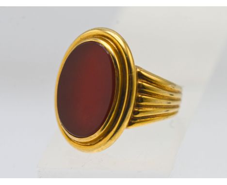 Antique yellow metal (untested gold) carnelian ring, approx 6g, size J/K.