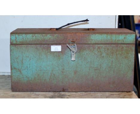 TOOL BOX WITH QUANTITY TOOLS     