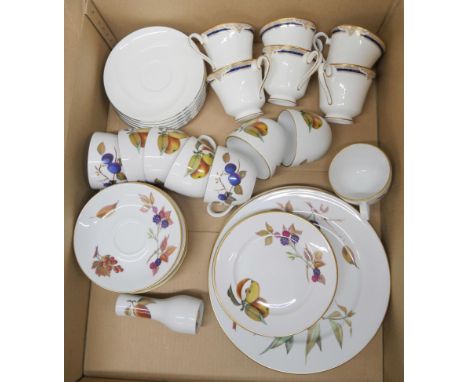 Worcester Evesham tea ware, Doulton cups and Wedgwood saucers **PLEASE NOTE THIS LOT IS NOT ELIGIBLE FOR POSTING AND PACKING*