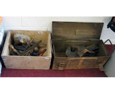 Collection of old tools and vice