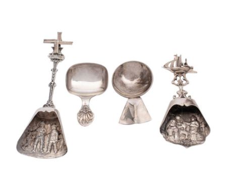 Four 20th century caddy spoons, one with anthemion design handle Cooper Brothers and Son, Sheffield 1922, a modern design FAB