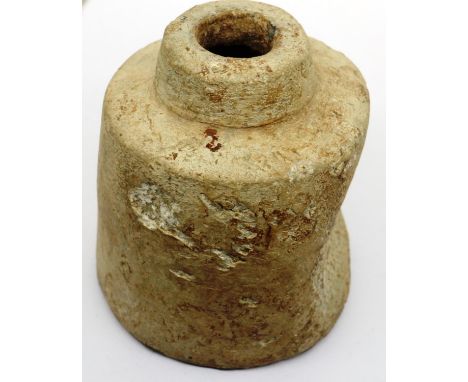 Small Georgian lead inkwell, H: 42 mm. P&amp;P Group 0 (£5+VAT for the first lot and £1+VAT for subsequent lots) 