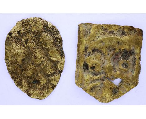 Two gold plated Medieval book ends, L: 20 mm. P&amp;P Group 0 (£5+VAT for the first lot and £1+VAT for subsequent lots) 