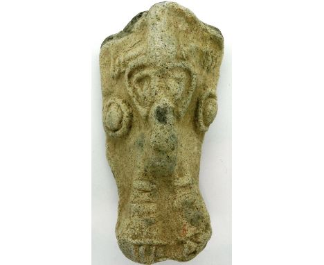 Indian States crude stone carving of elephant, L: 70 mm. P&amp;P Group 0 (£5+VAT for the first lot and £1+VAT for subsequent 