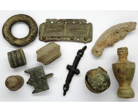 A collection of metal detecting finds (10). P&amp;P Group 1 (£14+VAT for the first lot and £1+VAT for subsequent lots) 