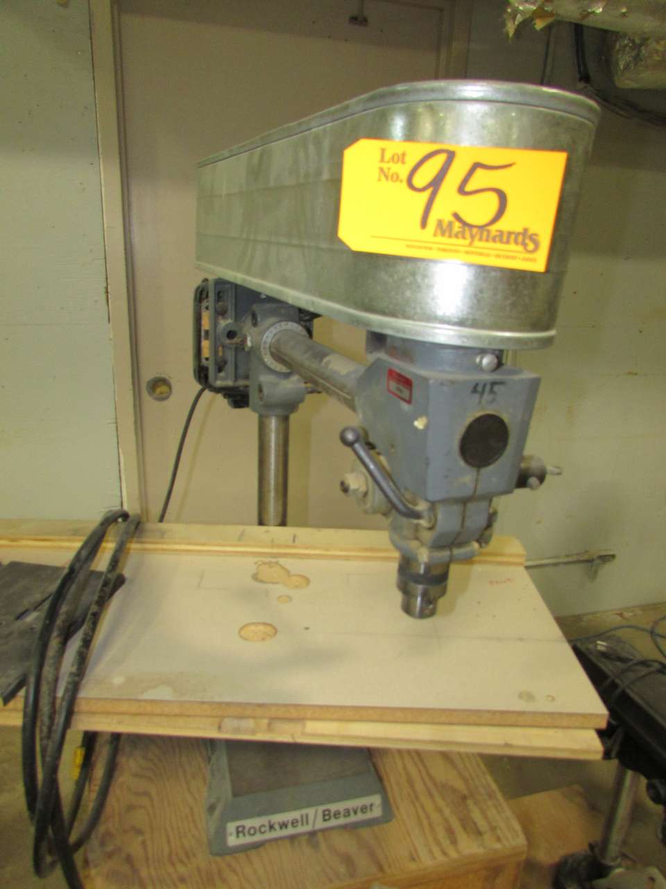 Rockwell/Beaver 1700 Bench Drill Press 16 3/4" Throat, 9"x8" Table, 4