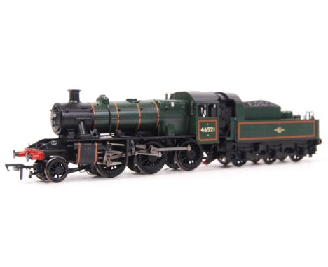 A Bachmann Branch Line 00 gauge model rail railway trainset locomotive 32-825 Ivatt Class 2MT Loco 46521 . With tender. Unbox