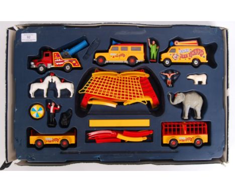 An original vintage Corgi Toys made Pinder Jean Richard Circus set No. 48. Largely complete, with some minor pieces missing. 