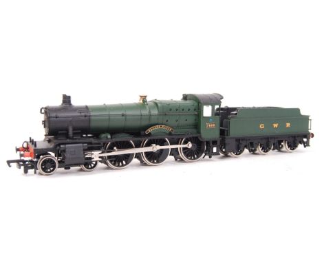A Bachmann Branch Line 00 gauge model rail railway trainset locomotive 31-305 ' Broome Manor ' 7805 . Unboxed. With tender. M