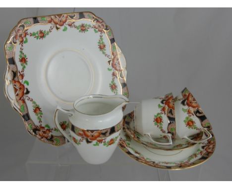 A Minton "Ardsley" Design Part Dinner/Tea Service, comprising eight dinner plates, eleven side plates, twelve tea plates, sev
