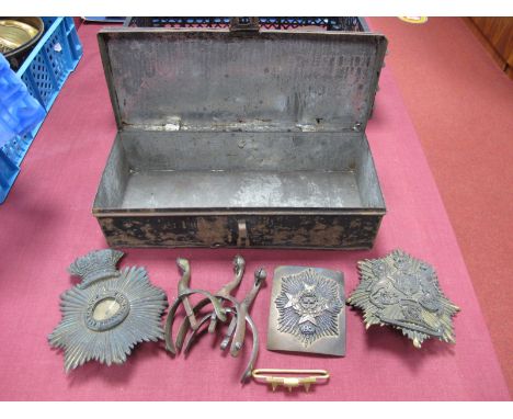 A Late Georgian/Early Victorian British Army Royal Artillery Helmet Plate, a Cross Belt, plate to the 95th foot, a pair of 'S