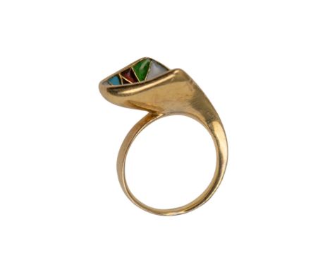 Continental Circa 1960 An enamel and 18 carat yellow gold fancy ring  Ring size: J Weight: Approx. 5.32 grams 