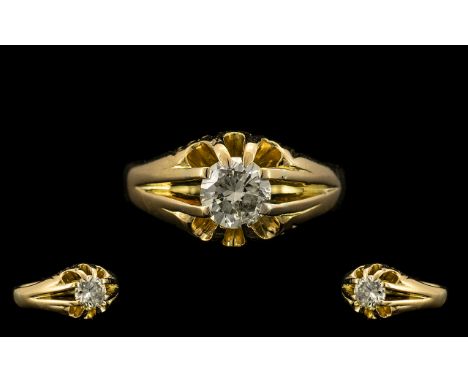 18ct Gold Gents Diamond Ring -Gypsy Setting. Full Hallmark for 18ct, Good Sparkle, Looks Well. Diamond Weight 1.05 cts. Measu