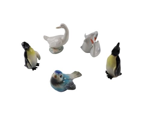 A group of ceramic birds comprising Goebel, Holohaza, Nao and two Punta Arenas penguins, tallest 13 cm