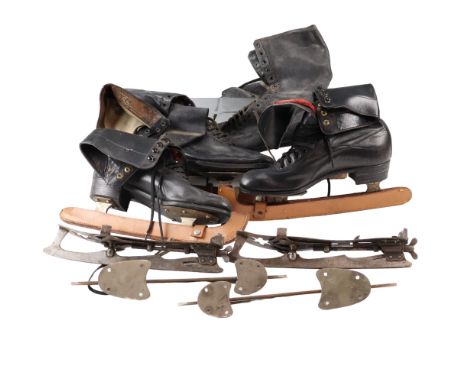 Two pairs of vintage ice skates, size 5 1/2