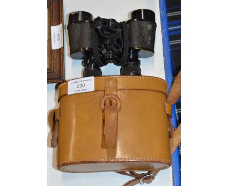 VINTAGE PAIR OF LIZAR'S BINOCULARS WITH ORIGINAL FITTED LEATHER CARRY CASE     